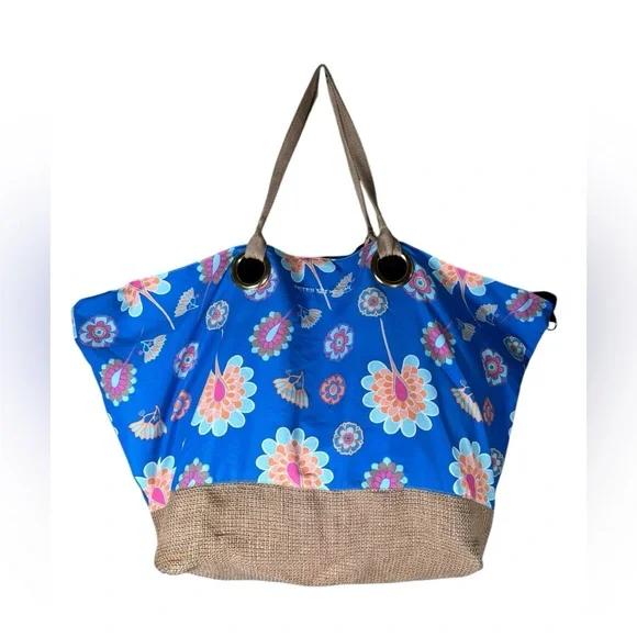 Peter Millar Large Floral Travel or Beach  Tote Bag - Picture 5 of 16